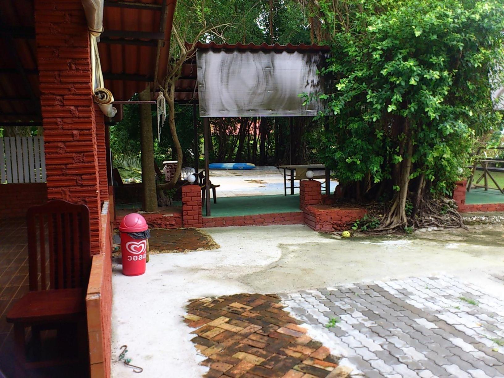 Pine Bungalow Krabi town Extérieur photo