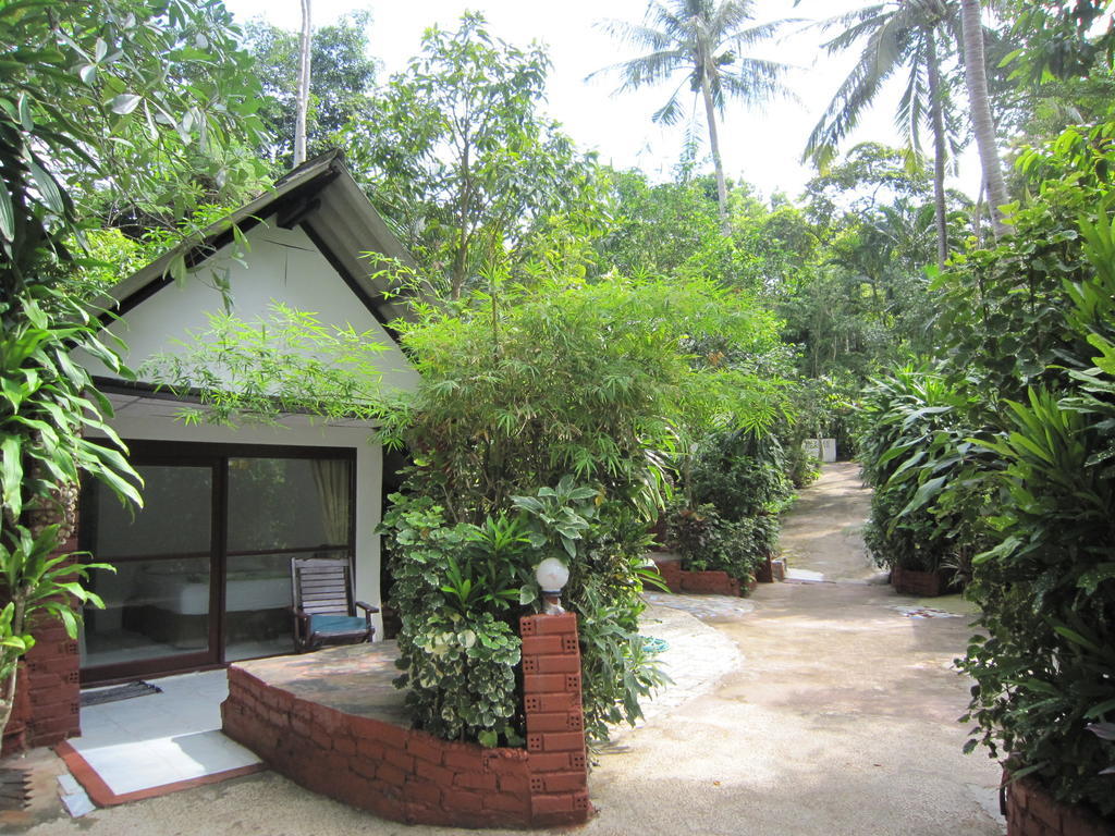 Pine Bungalow Krabi town Extérieur photo