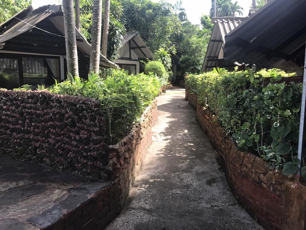 Pine Bungalow Krabi town Extérieur photo