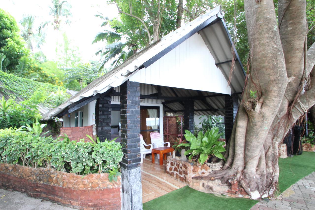 Pine Bungalow Krabi town Extérieur photo